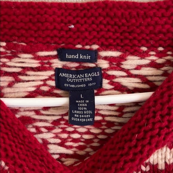 American Eagle - thick winter sweater - Picture 2 of 3